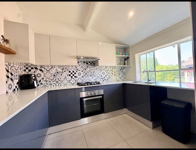 2 BEDROOM APARTMENT FOR SALE IN WOODMEAD